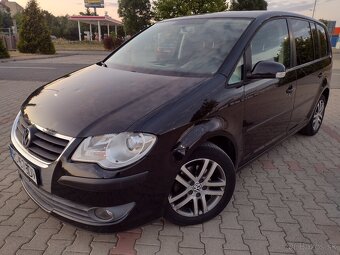 Volkswagen Touran Facelift 1.9 TDI 77kw 7.Miestné - 2
