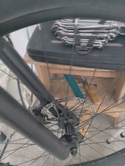 Celoodpružený bicykel. - 2