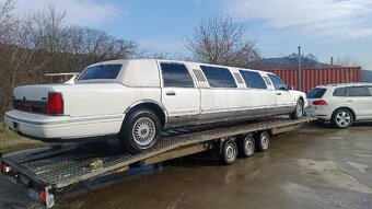 Lincoln town car limuzína 4.6 - 2