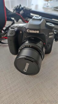 Canon EOS 80D - 2