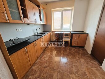 Exkluzívne na predaj rodinný dom v Žitavanoch, 570 m2 - 2