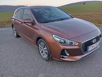 Hyundai i30 1.4i Comfort - 2