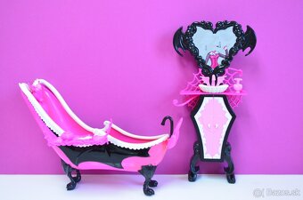 Monster High bábika create, Draculaura kúpeľňa - 2