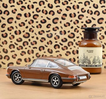 Predám model Porsche 911 T 1969 Norev 1:18 - 2