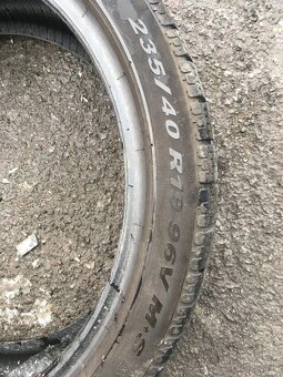 235/40r19” Pireli - 2