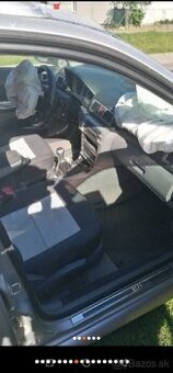 Interiér Octavia1,Šedý SLX 99r. - 2