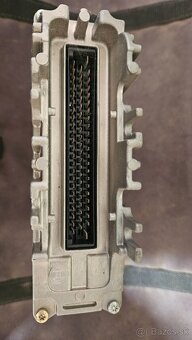 Predám motorovu jednotku 0281001437 jeep - 2