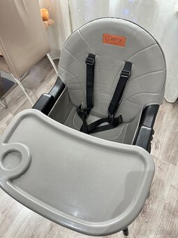 Jedálenska stolička MoMi REKI - 2