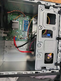 HP stolovi počitač-Senec - 2