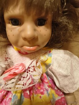 Bábika šklebivka - 2