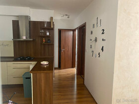 Na predaj 3-izbový byt, 68 m2, balkón, Rajka, Maďarsko - 2