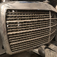predna maska na mercedes w114 w115 - 2