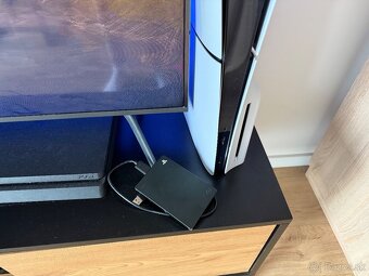 Playstation 2TB disk - 2