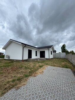 NOVOSTAVBA RD 4 +kk v štandarde za cenu bytu - 2