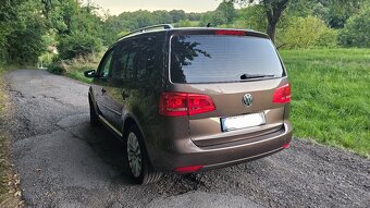 Volkswagen Touran - 2