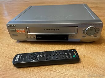 Sony SLV-SX100K videorekordér s DO - 2