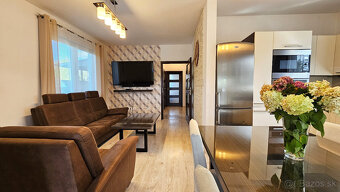 Útulný rodinný dom s upravenou záhradou: 4-izbový bunga - 2