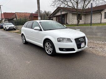 Audi A3 Sportback - 2