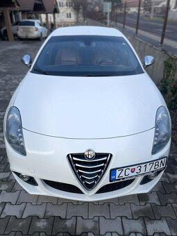 Alfa Romeo Giulietta - 2