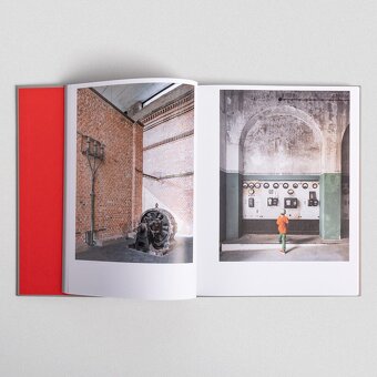 TOP Kniha / Elektrárne / Čierne diery - 2