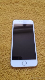 Iphone 7 strieborný - 2