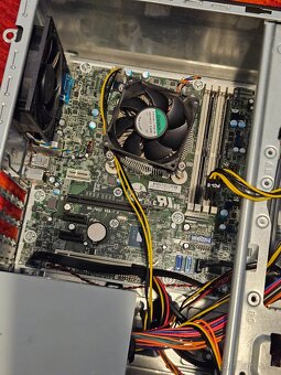 HP ProDesk 490 G3 - 2