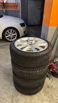 Octavia 3 RS disky R18 Gemini - 2