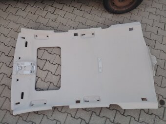 Stropnica Audi A6 C6 cedan - 2