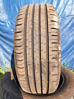 Ponúkam 2 letné pneumatiky Continental Conti 205/55 R16 - 2