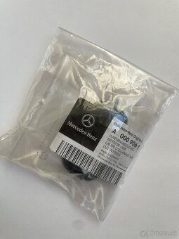 Ambientné osvetlenie nôh Mercedes w213 - 2