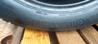 Continental zimne 205/55/R16 - 2