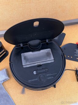 Roboticky vysavac Xiaomi - 2