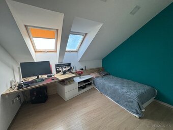 Hľadá sa spolubývajúci. - 2