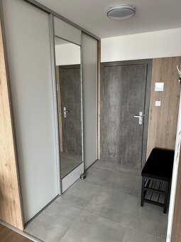 Greenside moderný 1,5-izbový byt s parkovacím miestom - 2