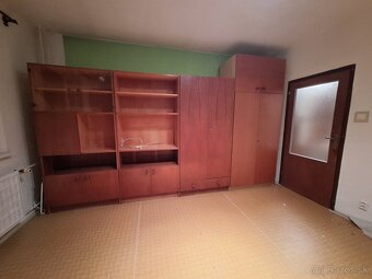 Obývacia stena drevotrieska sklo - 2