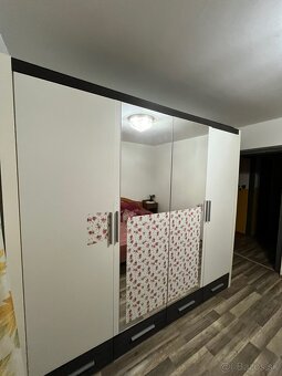 Darujem nábytok za odvoz a rozpbranie - 2