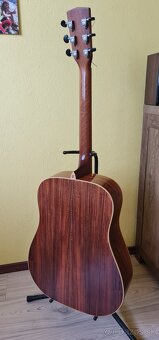 Akustická gitara CORT - 2