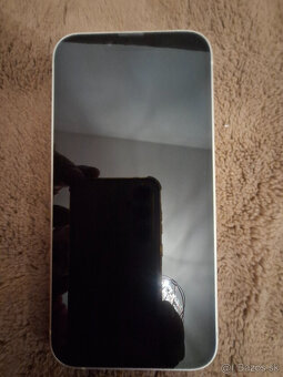 Predam iphone 13 128 GB biely - 2