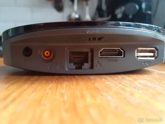 Set-top box ARRIS VIP4302 + ovládač a adaptér - 2