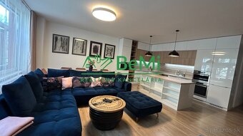Štýlový 3-izbový byt s terasou a vírivkou na predaj. - 2