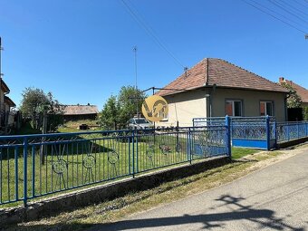 Ponúkame na Predaj - Štýlový vidiecky dom neďaleko Nitry - 2