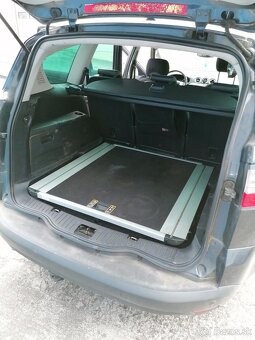 Predám Ford Smax 1.8 tdci - 2