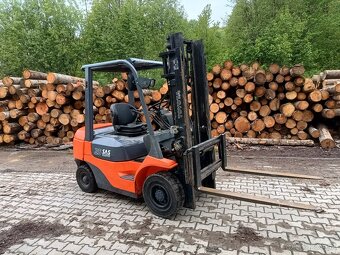 Vysokozdvižný vozík Toyota 7FDF25 - 2