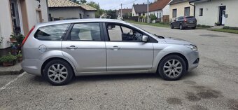 Na predaj strieborný Ford FOCUS - 2