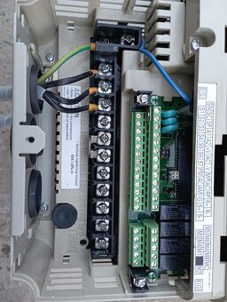 Frekvenčný menič Omron , 3fazovy, 7,5kw 400v - 2