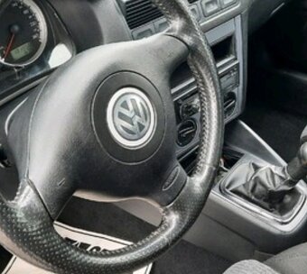 VOLKSWAGEN GOLF 1.9SDi - 2