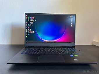 OMEN by HP 17 | RTX 4080 / i7 13th / 32GB / 1TB SSD - 2