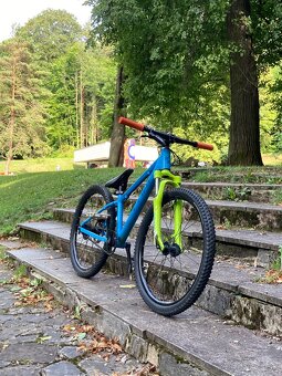 Detsky dirt jumper cube acide - 2