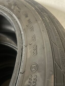 Letné pneu 255/50 R19 - 2