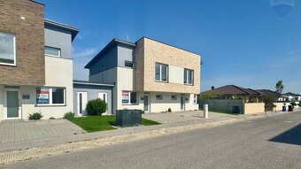 PREDAJ, DOM NA KĽÚČ, Dunajská Streda, 4 izby, pozemok 189 m2 - 2